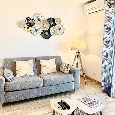 Apartment L'ideal Cosy - Parking Prive Balcon Clim Wifi Nimes