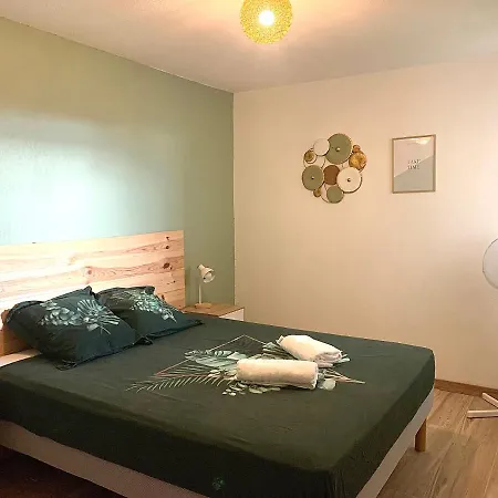 L'ideal Cosy - Parking Prive Balcon Clim Wifi Nimes